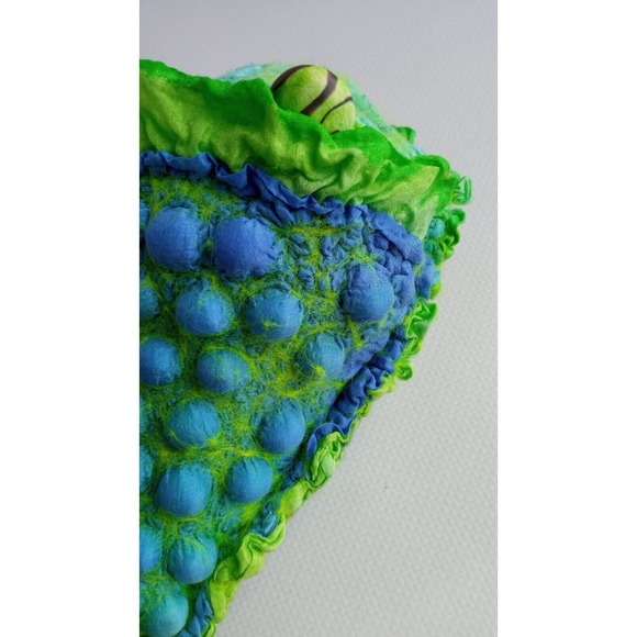 Unique OOAK Toy Alien Green Snail ZonLy Lapatamelly Galaxy Handmade Silk Wool - Picture 10 of 14